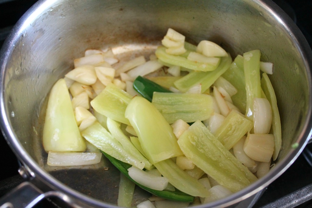 Chile verde sauce without tomatillo