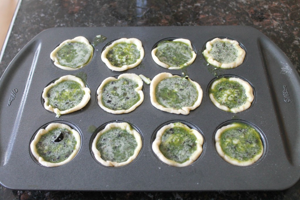 Mini Egg and Spinach Quiches 9
