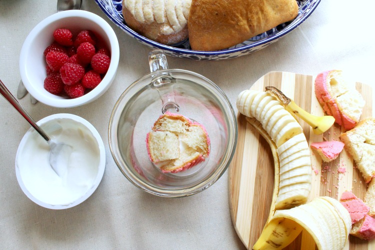 Fruit and yogurt snack cups with pan dulce 5.2