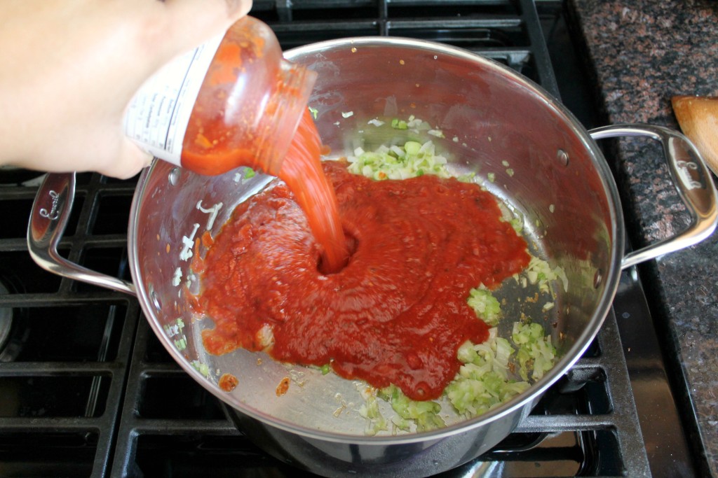 How to reduce the acidic taste in spaghetti sauce 7