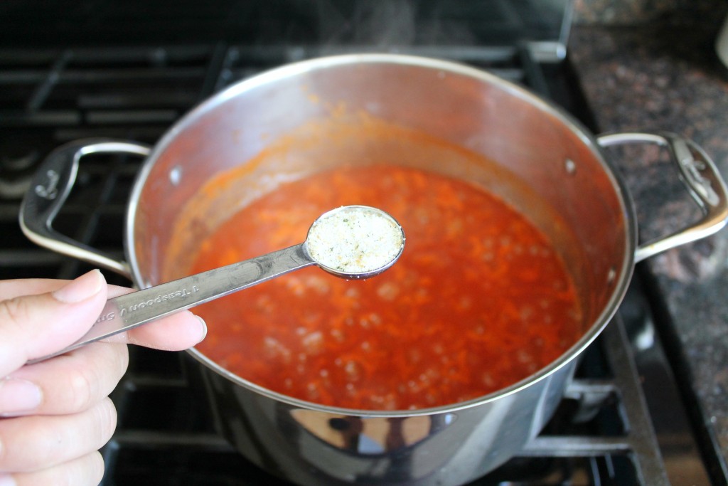 How to reduce the acidic taste in a basic spaghetti sauce. How to reduce the acidic taste in spaghetti sauce 9
