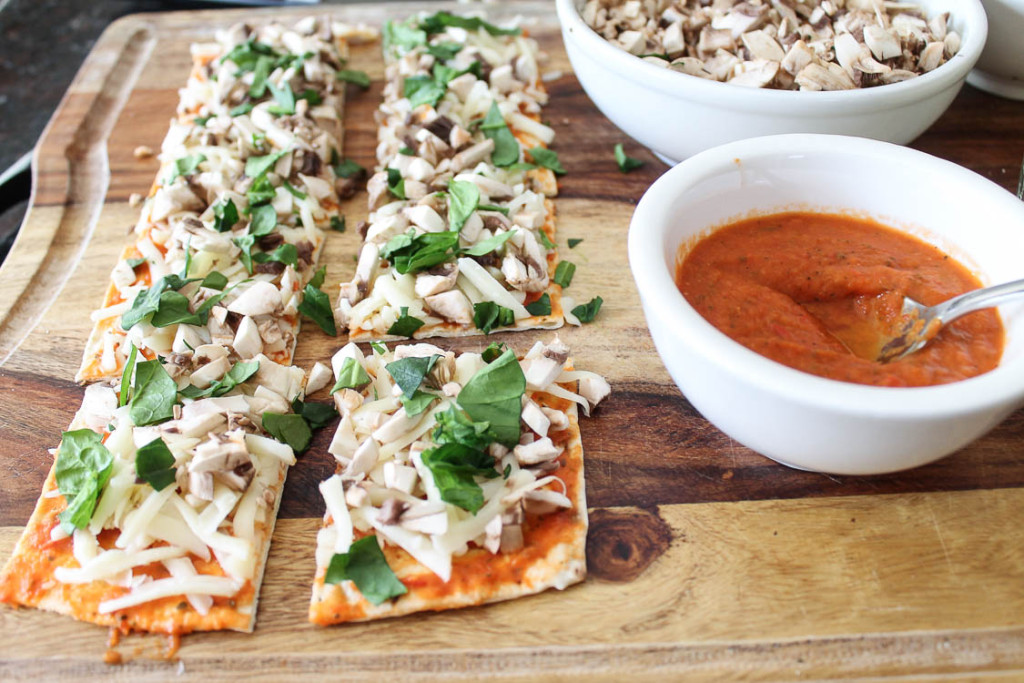 Make ahead veggie pizza cups for back to school lunch