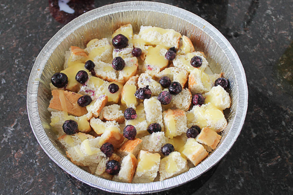 Get two easy dessert recipes in this one post. The easiest lemon curd recipe I've found, plus a Blueberry Bread Pudding.